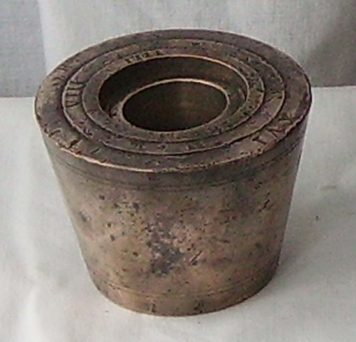 Antique bronze cup weights - bronze, –