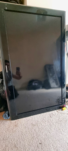 Samsung 50in black lcd - samsung, tv