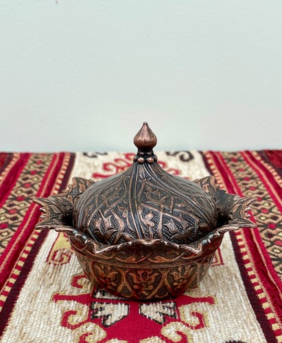 Dark copper colour - dark,