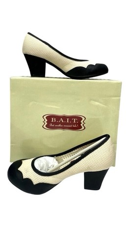 Retro 1940s style shoes - 1940s,