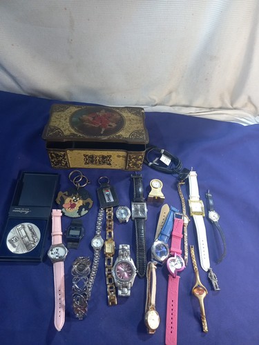 Vintage tin with watches - watches, etc