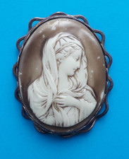 Victorian Cameo Brooch (6.5 x