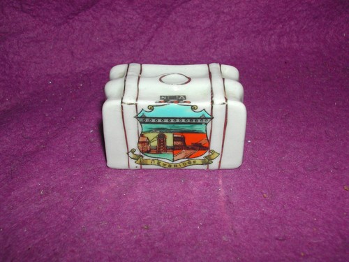 Carlton crested china travel - crested,