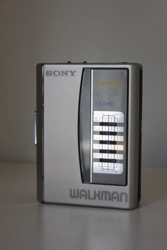 Sony walkman silver - sony,