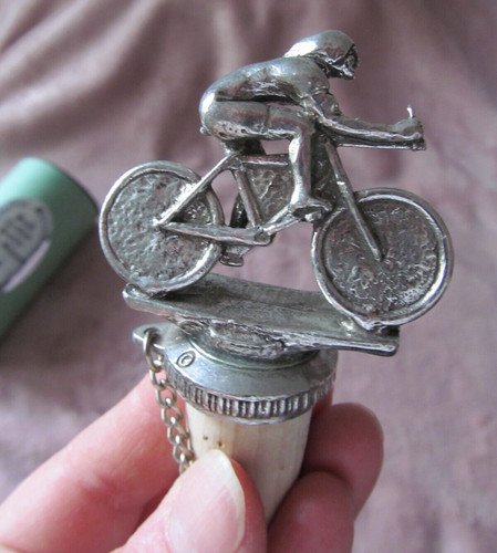 Rare velodrome cyclist - rare,