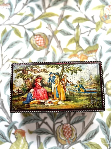Vintage clarnico sweets tin - vintage,