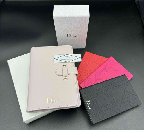 Christian dior note - christian, and