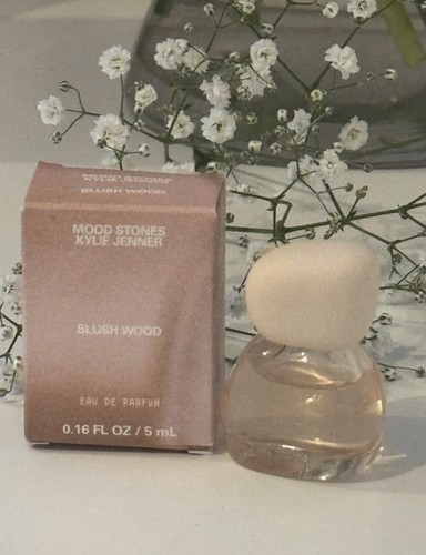 Kylie jenner mood stones blush - kylie,