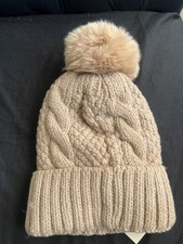 UGG Fur Lined Beanie Hat Cable Knit One Size Pom Pom Bobble Beige  New