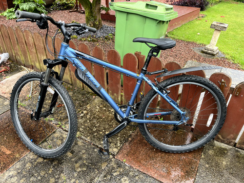 Halfords mountain bike - halfords,