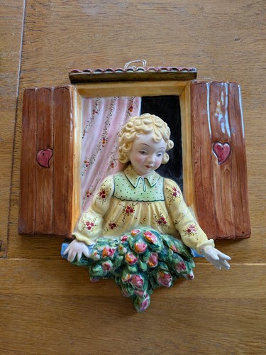Ceramic mid century wall - mid,