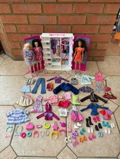 Barbie Fashionistas Wardrobe