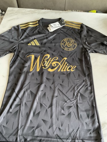 Wolf alice football shirt - wolf,