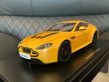 Autoart aston martin v12 - autoart,