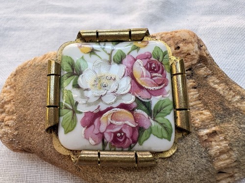 Vintage yellow metal - yellow,