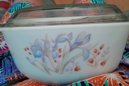 Boxed vintage pyrex 1970s blue - vintage,