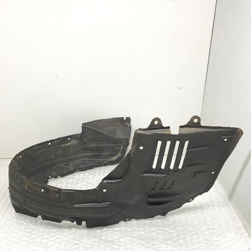 Wing liner front - front, for