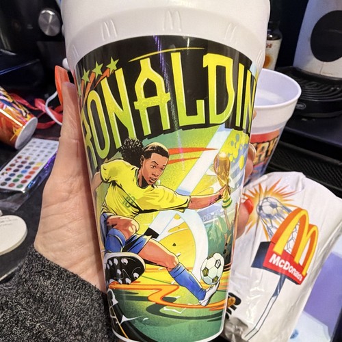 Mcdonald ronaldinho fifa - ronaldinho,
