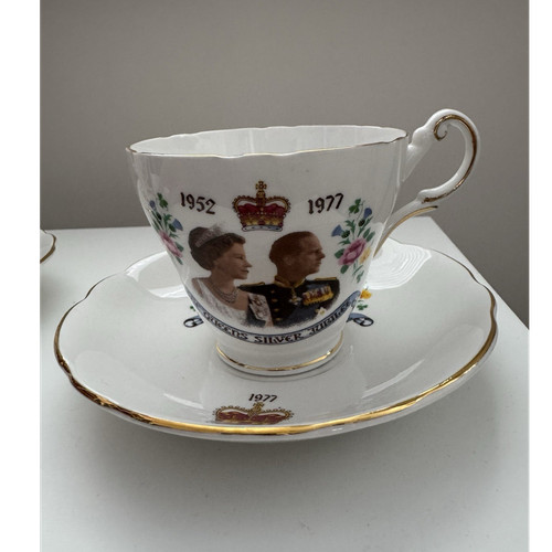 Queen elizabeth silver - ii,