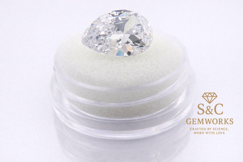 Pear cut colourless - cut, cubic