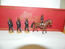 BRITAINS LEAD DELHI DURBAR