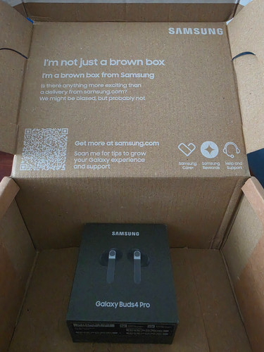 Genuine samsung galaxy buds - genuine,