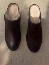 CLARKS CLOGS SHOES MULES CUSHION PLUS SIZE 3.5