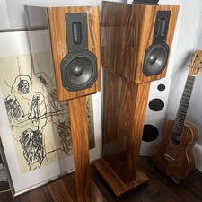 RED ROSE MUSIC ROSEBUD II SPEAKERS BY MARK LEVINSON Stands Ribbon tweeters