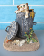 BORDER FINE ARTS COMIC &