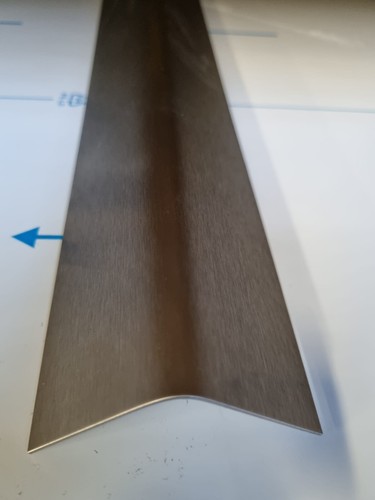 Stainless steel angle folded - steel,