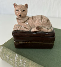 Vintage Cat Trinket Box Pill Box Crackle Glaze Made in Japan