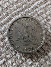 Portugal 5 Escudos Coin 1976