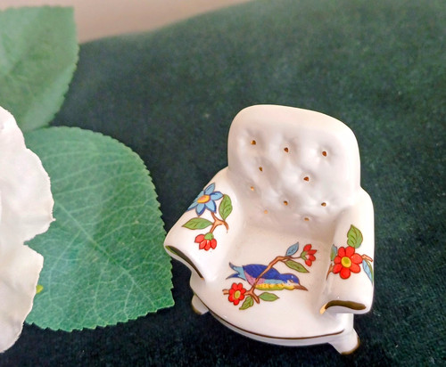 Aynsley pembroke miniature - aynsley,