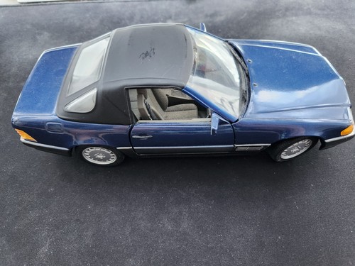 Revell scale die cast - 1:18,