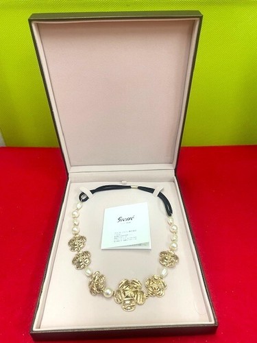 Grosse gold color pearl - gold,