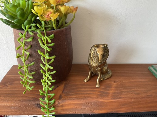 Brass figure rough coated - of,