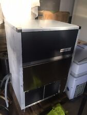 Large Restaurant Pub Ice Machine Maker 98kg/24h Commercial In Mint Cond