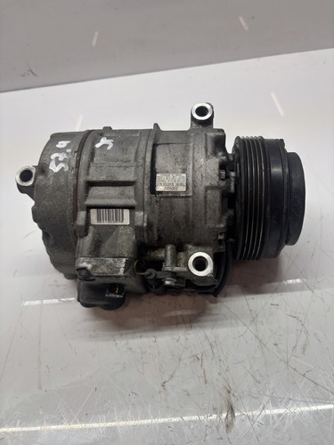 Air conditioning compressor
