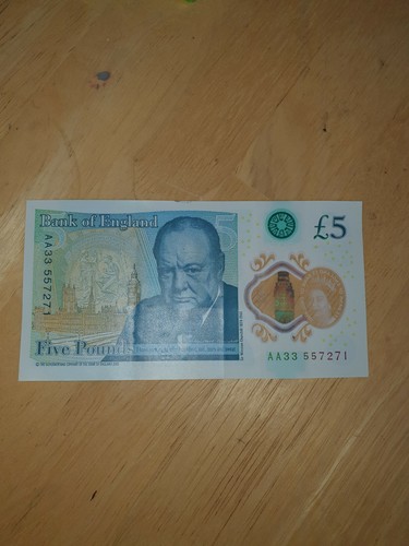 Rare english note serial - £5,