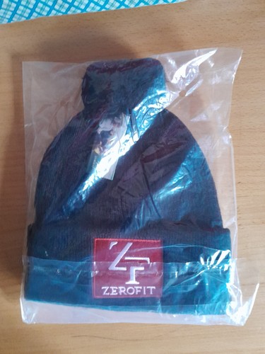 Zero fit bobble hat - zero,