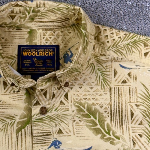 Vtg woolrich button mens - woolrich,