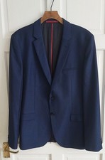 HUGO BOSS Genuine Mens Suit