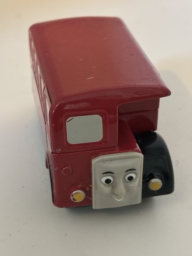 Take and play - bertie, bus