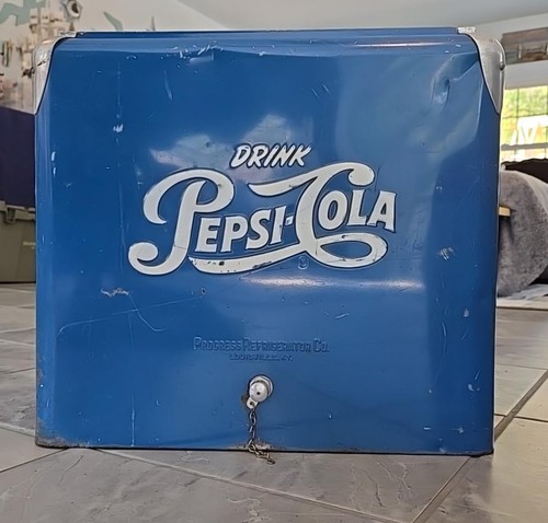 Vintage 1950s pepsi - pepsi-cola, metal