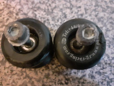 R&G RACING BLACK SWINGARM COTTON REELS BOBBINS APRILIA RSVR 2001-2007. USED.