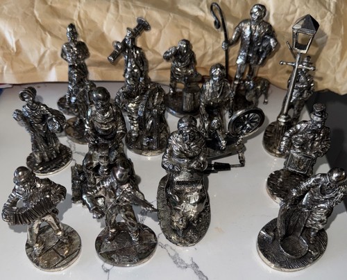 Royal hampshire pewter figures - hampshire,