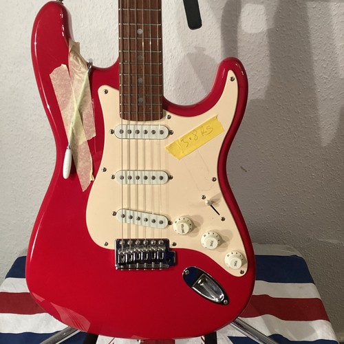Squire fender guitar - guitar., (
