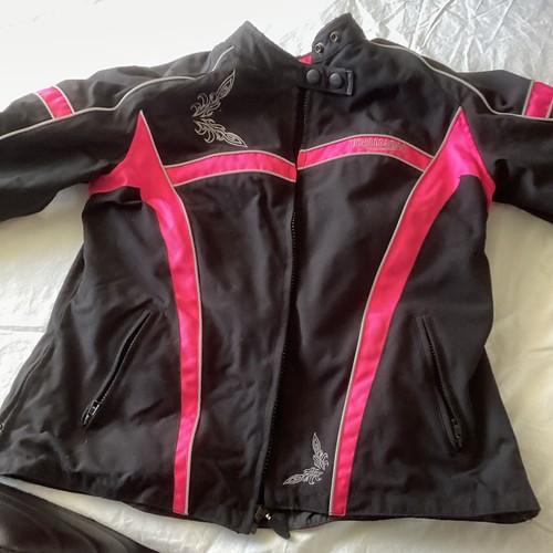Women triumph textile - triumph,