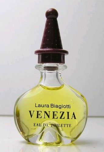 Venezia laura - ***,