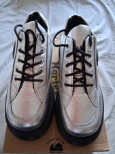 Dr Martens Buzz Silver